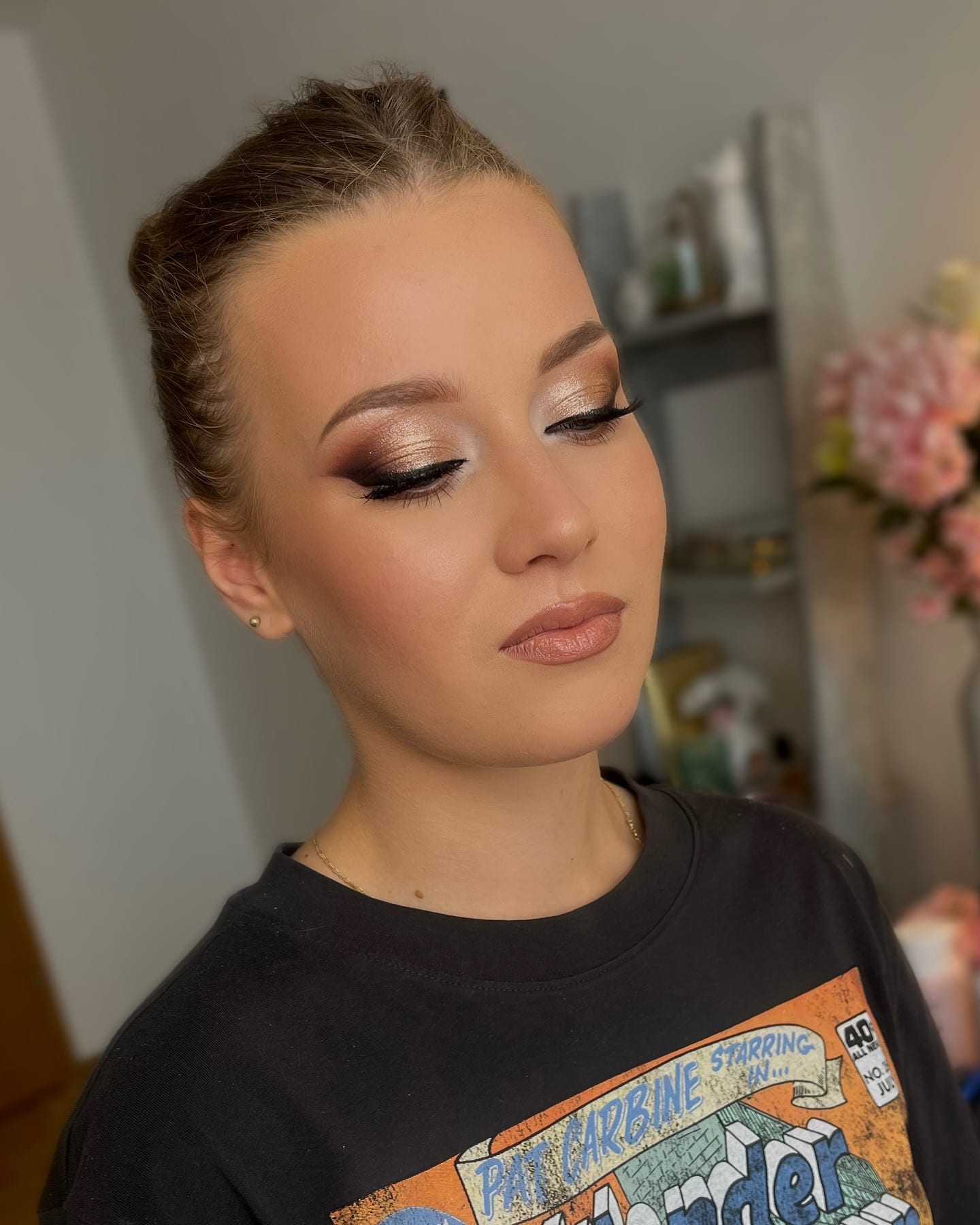 Glam smokey look