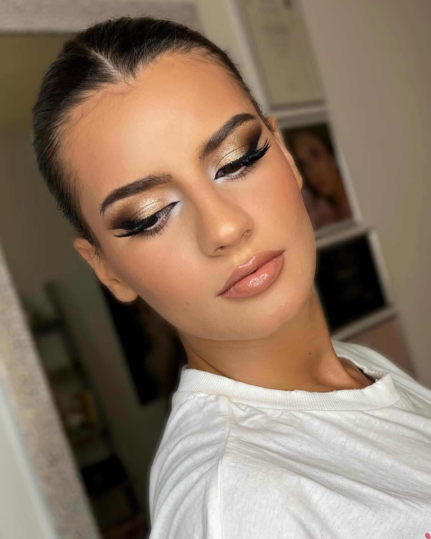Zlatni glam look